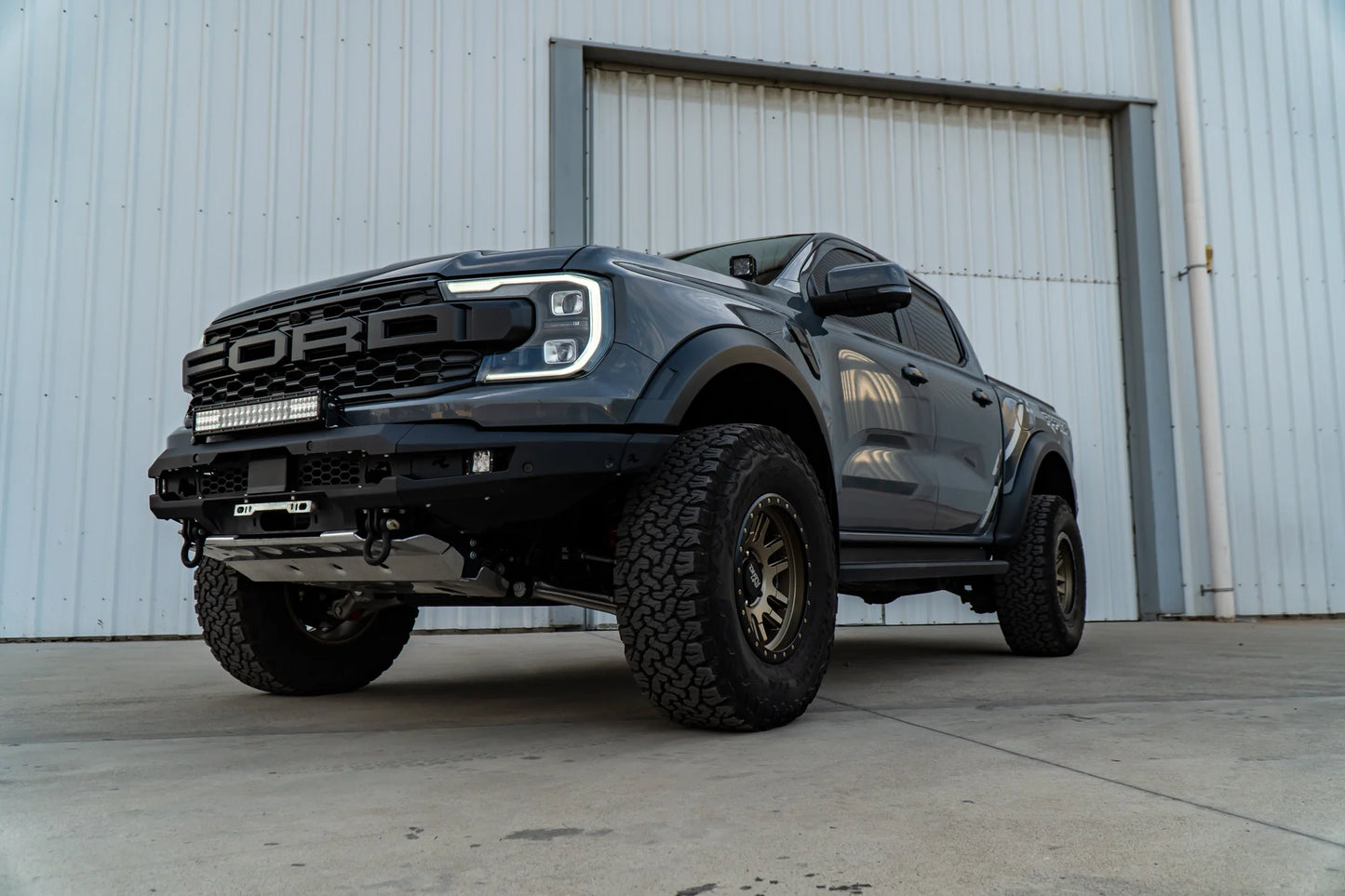 FORD RANGER RAPTOR +2023 FRONT BUMPER