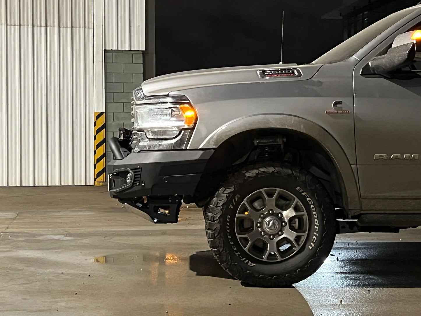 RAM 2500 DT 2020+ FRONT BUMPER